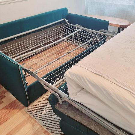 Stay In Aux, Feel At Home ! 2 Room Apartment Central Incl All You Need For 4 Person, 24H Check In, Pkw Parking Only Augsburg Kültér fotó