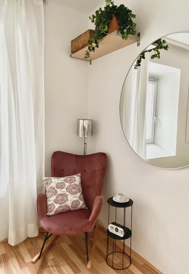 Stay In Aux, Feel At Home ! 2 Room Apartment Central Incl All You Need For 4 Person, 24H Check In, Pkw Parking Only Augsburg Kültér fotó