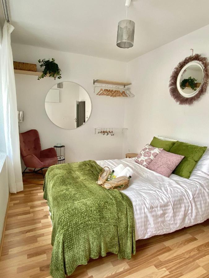 Stay In Aux, Feel At Home ! 2 Room Apartment Central Incl All You Need For 4 Person, 24H Check In, Pkw Parking Only Augsburg Kültér fotó