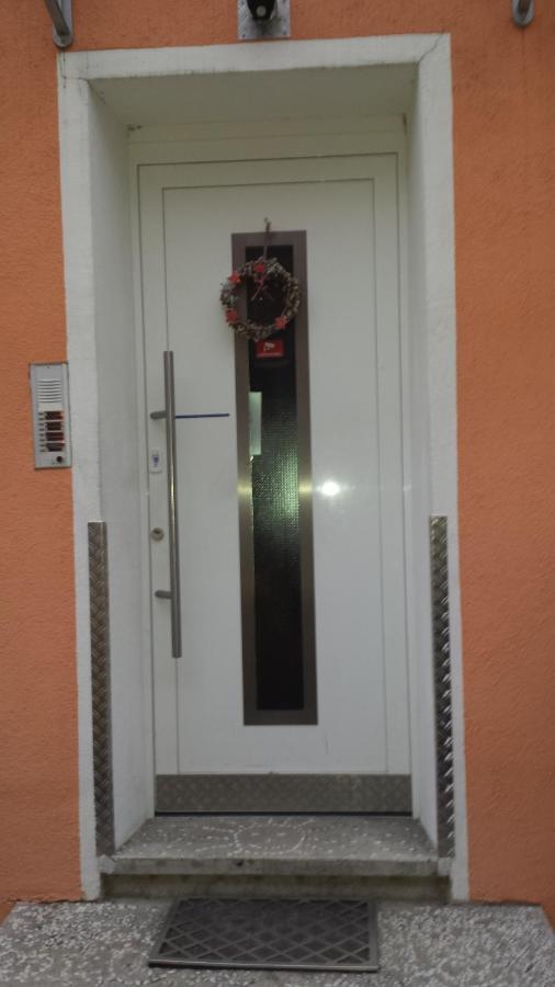 Stay In Aux, Feel At Home ! 2 Room Apartment Central Incl All You Need For 4 Person, 24H Check In, Pkw Parking Only Augsburg Kültér fotó