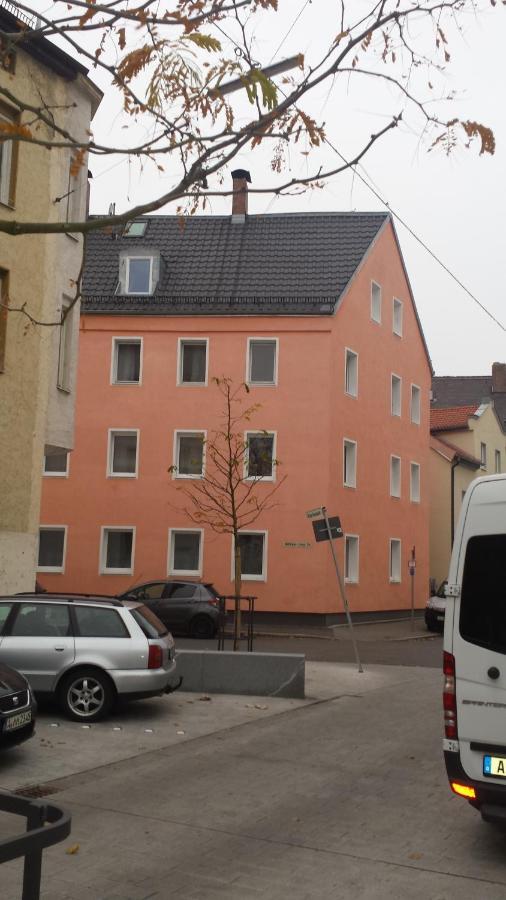 Stay In Aux, Feel At Home ! 2 Room Apartment Central Incl All You Need For 4 Person, 24H Check In, Pkw Parking Only Augsburg Kültér fotó